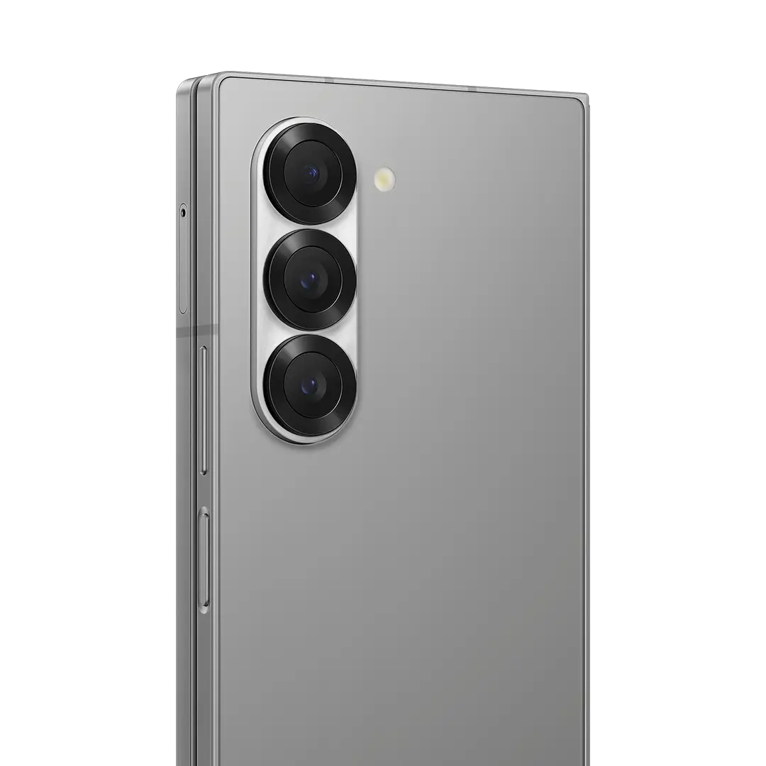 Preload Camera / White Marble