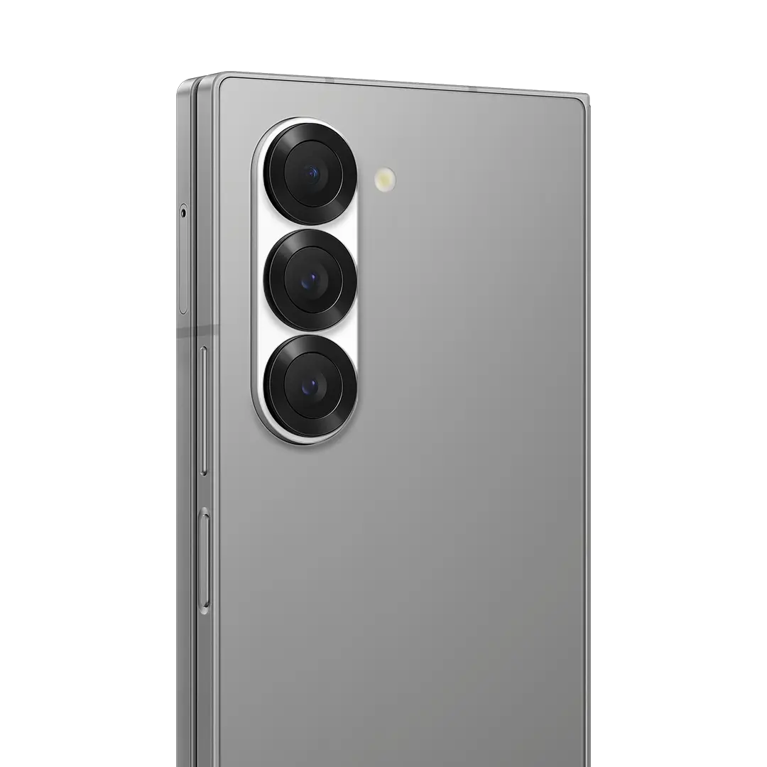 Preload Camera / White Matte